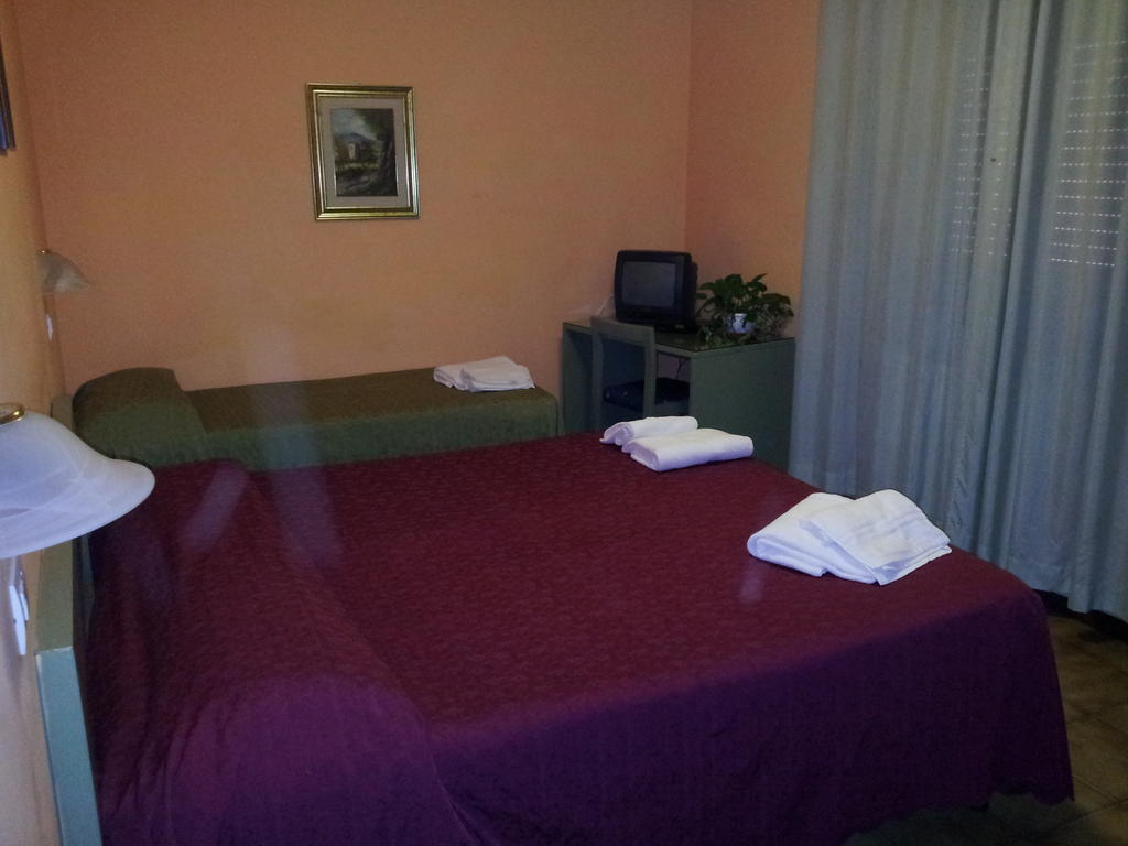 Zenith Hotel Montecatini Terme Habitación foto
